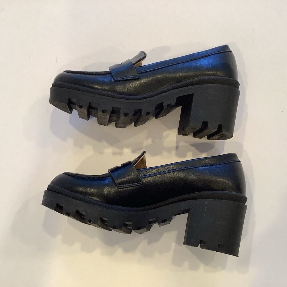 Vintage Mudd Chunky Sole Loafers Black Faux Leather Size 6 Levante Y2K 90s - Picture 2 of 10